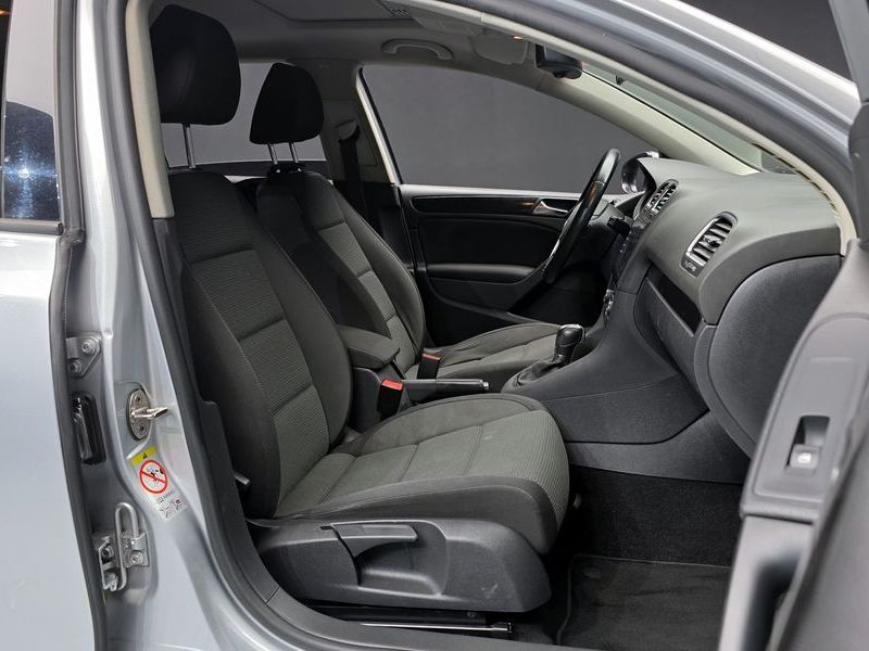 2013 Volkswagen Golf 2.0 TDI StyleEdition photo 10