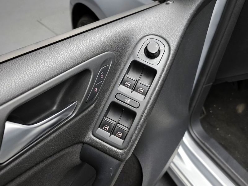 2013 Volkswagen Golf 2.0 TDI StyleEdition photo 18