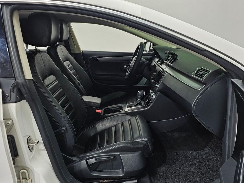 2014 Volkswagen New CC 2.0 TSI photo 10