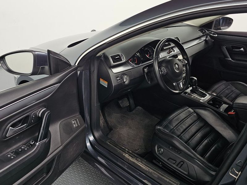 2015 Volkswagen New CC 2.0 TDI BlueMotion 4MOTION photo 10