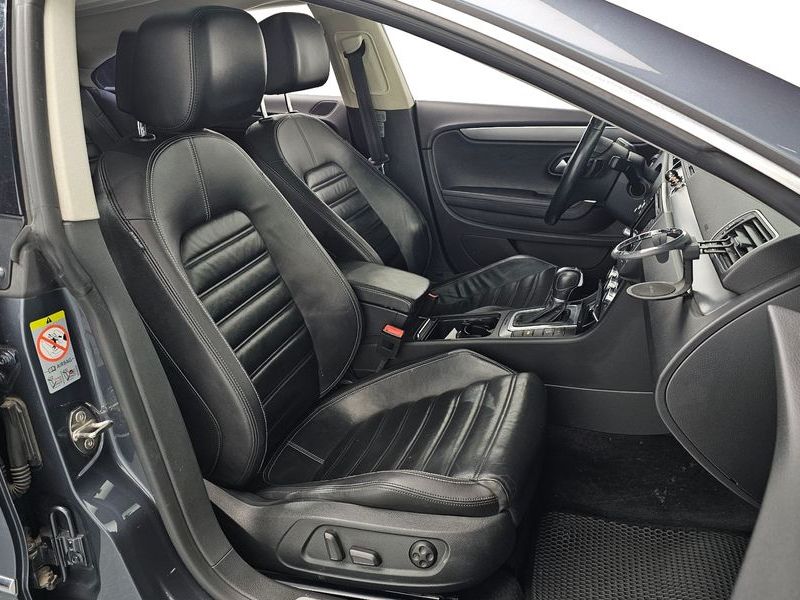 2015 Volkswagen New CC 2.0 TDI BlueMotion 4MOTION photo 11