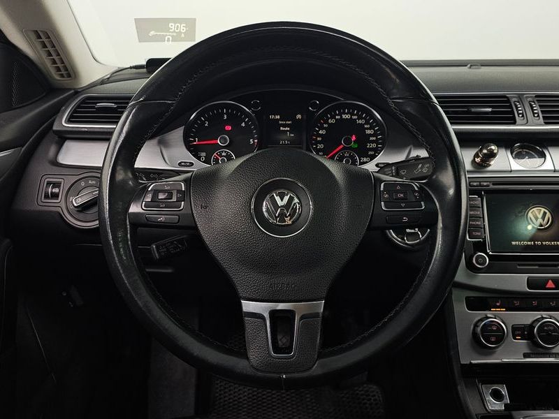 2015 Volkswagen New CC 2.0 TDI BlueMotion 4MOTION photo 13