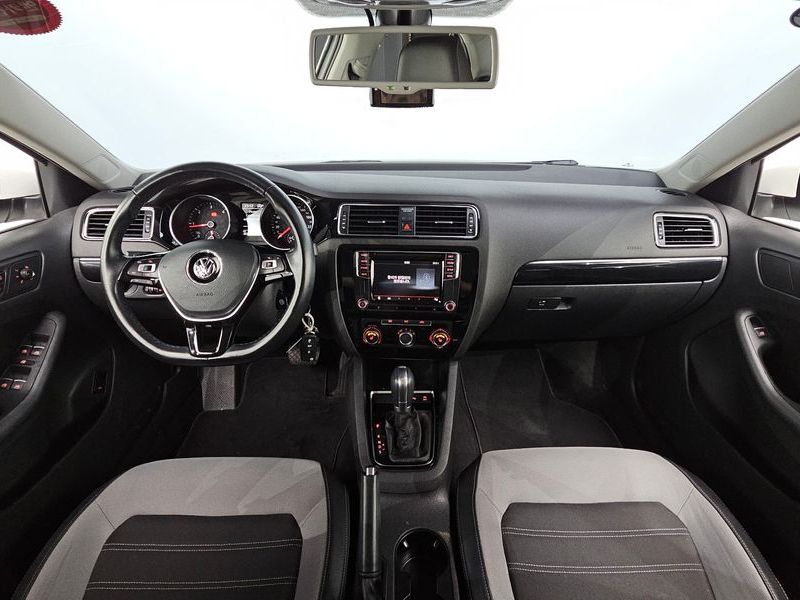 2016 Volkswagen Jetta 2.0 TDI BlueMotion 6th photo 7