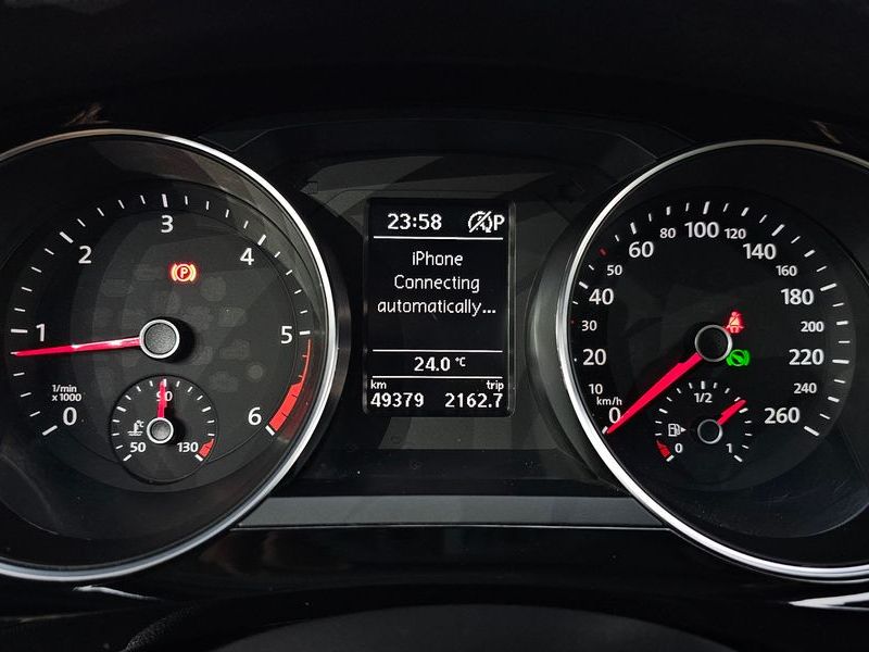 2016 Volkswagen Jetta 2.0 TDI BlueMotion 6th photo 8