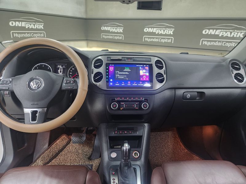 2012 Volkswagen Tiguan 2.0 TDI Premium 5N photo 8