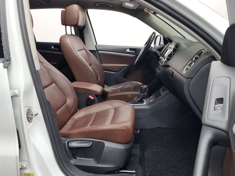 2016 Volkswagen Tiguan 2.0 TDI Premium 5N photo 11