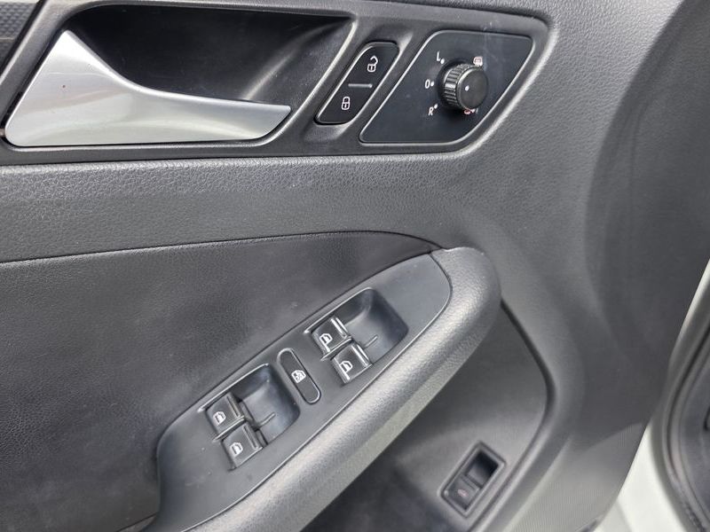 2014 Volkswagen Jetta 2.0 TDI 6th photo 13