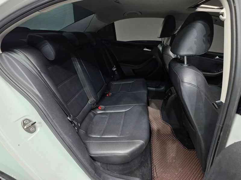 2014 Volkswagen Jetta 2.0 TDI 6th photo 19
