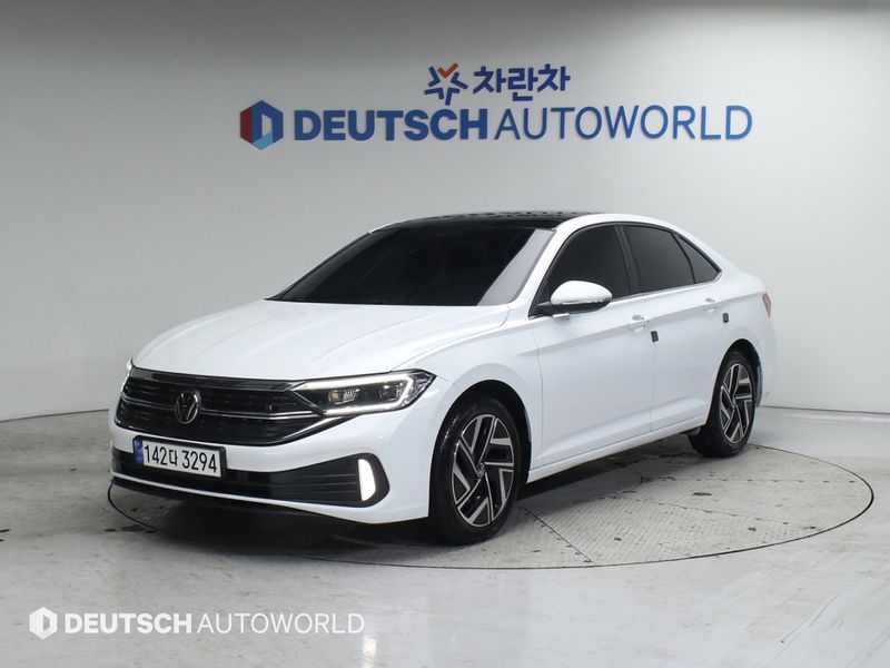 2023 Volkswagen Jetta 1.5 TSI Prestige photo 1