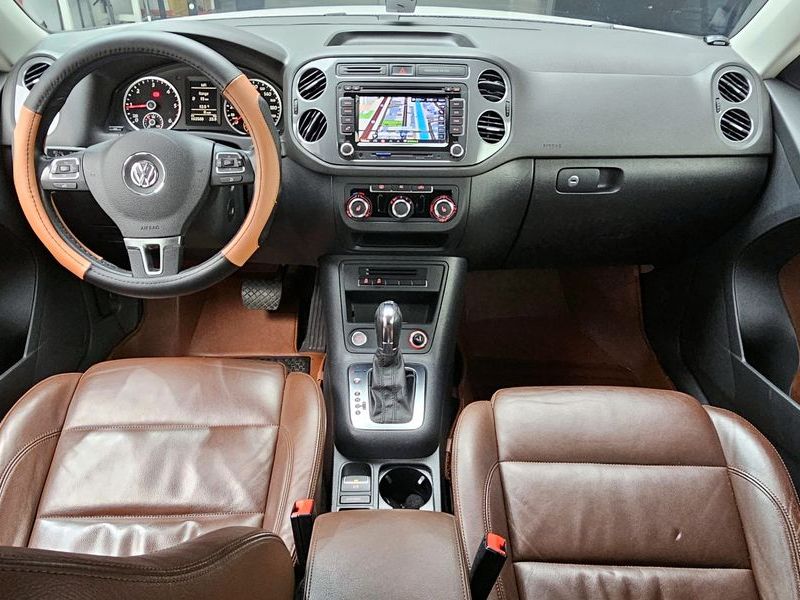 2012 Volkswagen Tiguan 2.0 TDI Comfort 5N photo 7