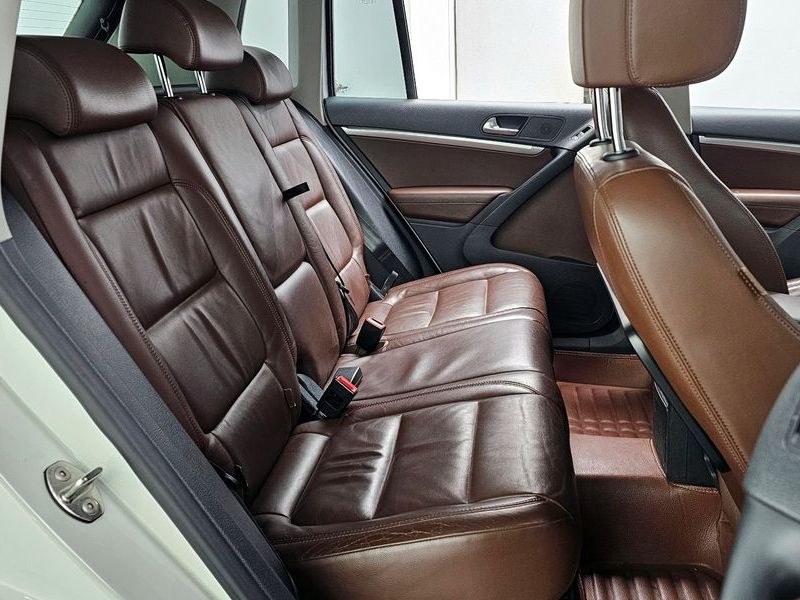 2012 Volkswagen Tiguan 2.0 TDI Comfort 5N photo 12