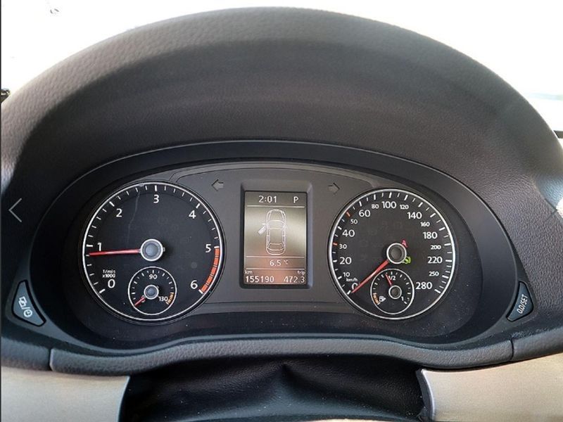 2013 Volkswagen Passat 2.0 TDI B7 photo 9