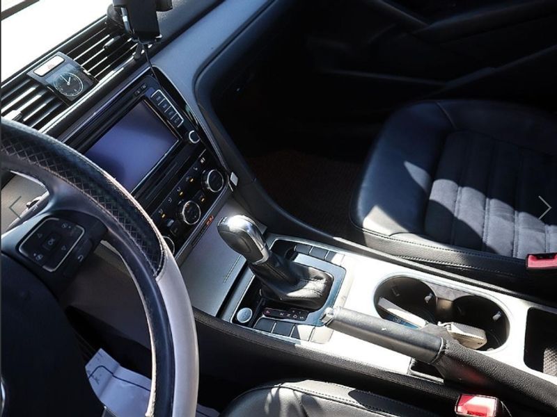 2013 Volkswagen Passat 2.0 TDI B7 photo 10