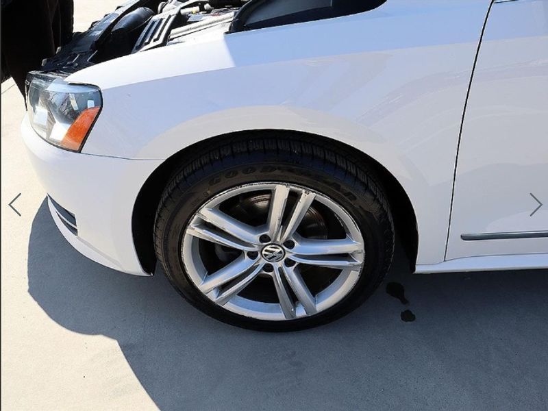2013 Volkswagen Passat 2.0 TDI B7 photo 18