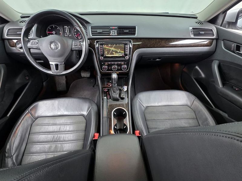 2014 Volkswagen Passat 2.0 TDI B7 photo 7