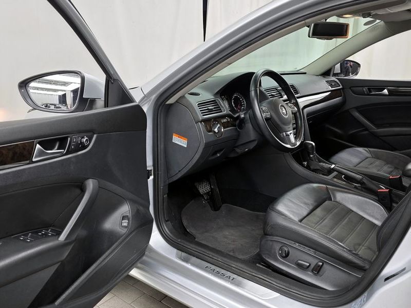 2014 Volkswagen Passat 2.0 TDI B7 photo 10