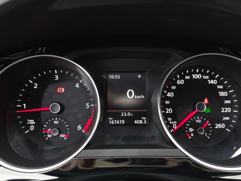2015 Volkswagen Jetta 2.0 TDI BlueMotion Premium 6th photo 8