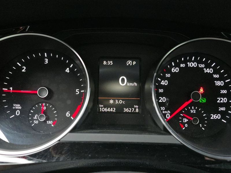 2016 Volkswagen Jetta 2.0 TDI BlueMotion Premium 6th photo 8