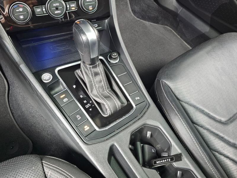 2021 Volkswagen Jetta 1.4 TSI Prestige photo 9