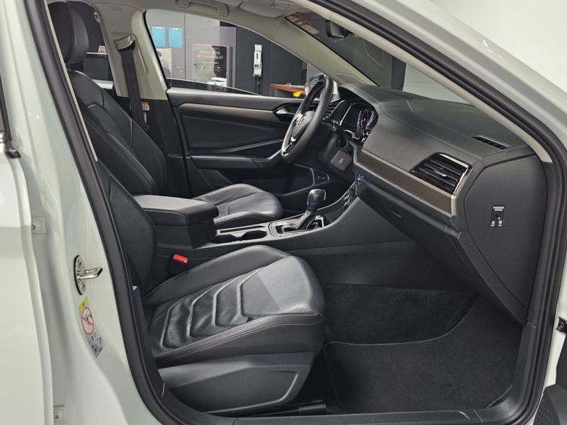 2021 Volkswagen Jetta 1.4 TSI Prestige photo 11