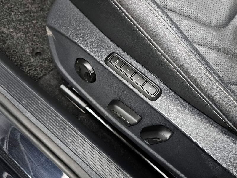 2020 Volkswagen Jetta 1.4 TSI Prestige photo 17