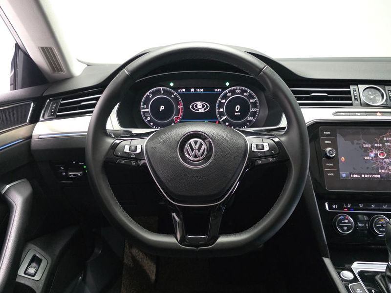 2018 Volkswagen Arteon 2.0 TDI Premium photo 12