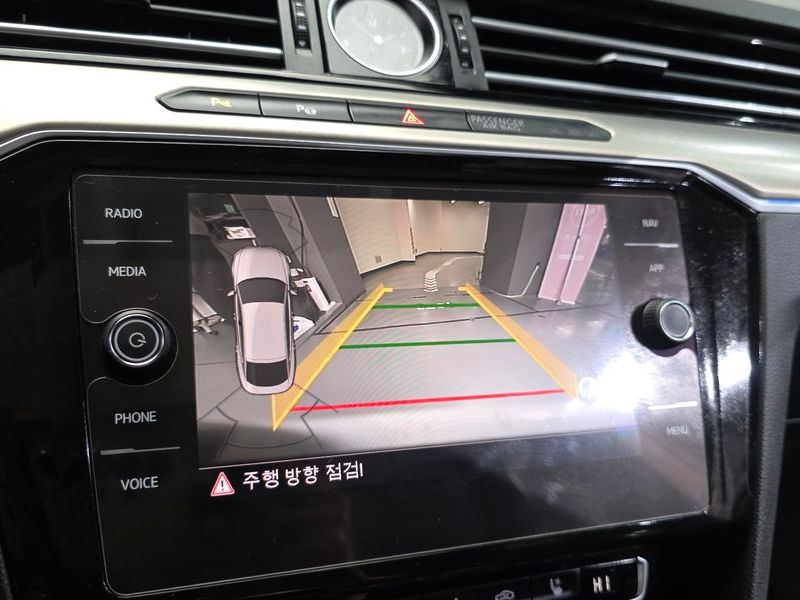 2018 Volkswagen Arteon 2.0 TDI Premium photo 14