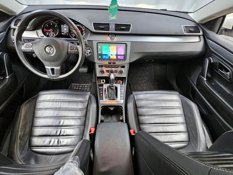 2012 Volkswagen New CC 2.0 TDI BlueMotion photo 7