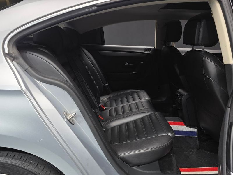 2013 Volkswagen New CC 2.0 TDI BlueMotion photo 11