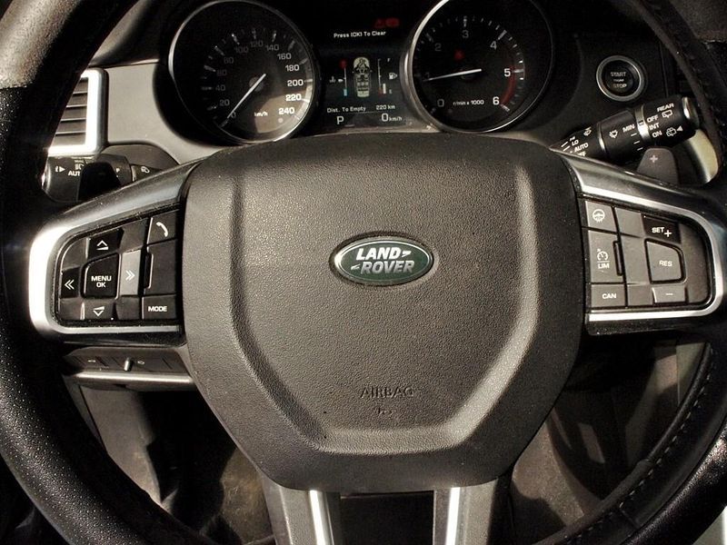 2016 Land Rover Discovery Sport 2.0 TD4 HSE Luxury photo 8