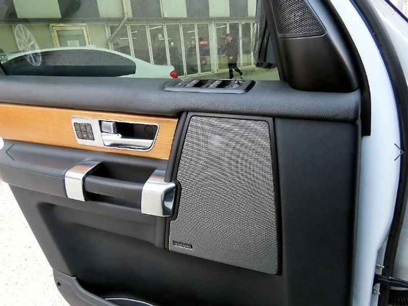 2013 Land Rover Discovery 3.0 SDV6 SE photo 11