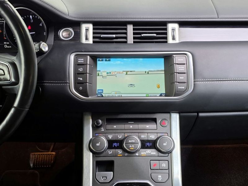 2015 Land Rover Range Rover Evoque 2.2 SD4 Prestige photo 14