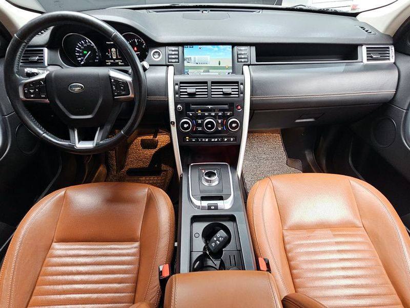 2016 Land Rover Discovery Sport 2.0 TD4 HSE Luxury photo 7