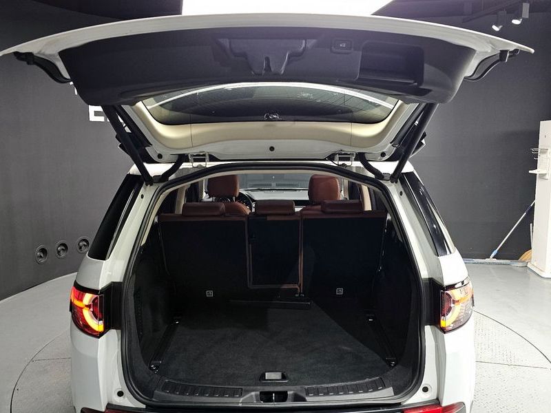 2016 Land Rover Discovery Sport 2.0 TD4 HSE Luxury photo 20