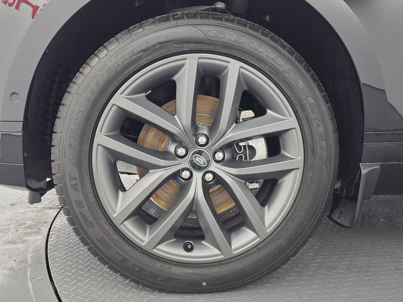 2026 Land Rover Range Rover Velar 2.0 P250 Dynamic SE photo 8