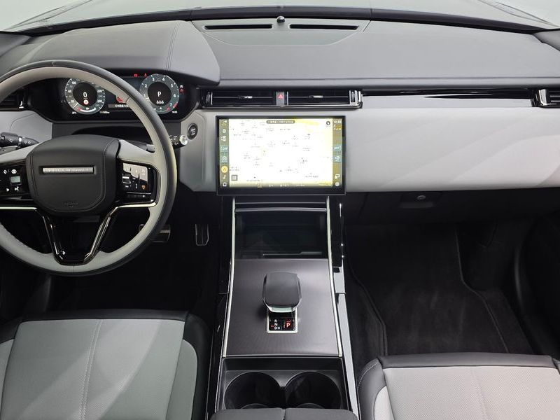 2026 Land Rover Range Rover Velar 2.0 P250 Dynamic SE photo 9