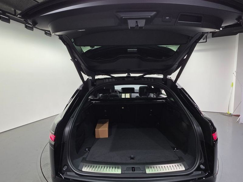 2026 Land Rover Range Rover Velar 2.0 P250 Dynamic SE photo 10
