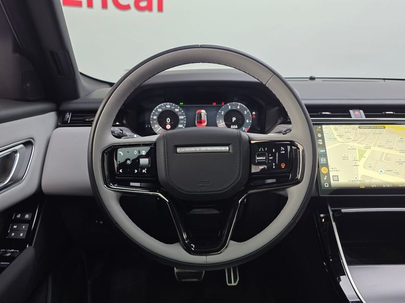 2026 Land Rover Range Rover Velar 2.0 P250 Dynamic SE photo 15