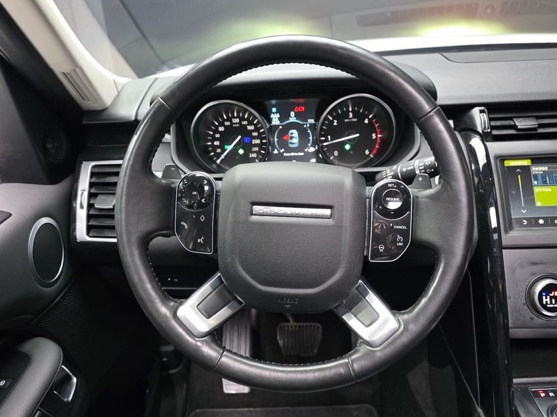 2019 Land Rover Discovery 2.0 SD4 SE photo 13