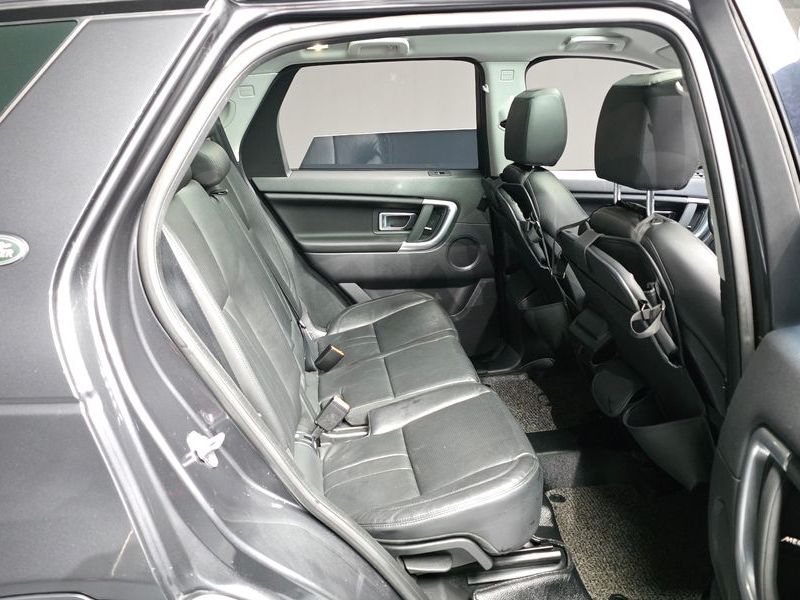 2018 Land Rover Discovery Sport 2.0 TD4 SE photo 12