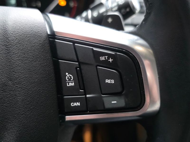 2018 Land Rover Discovery Sport 2.0 TD4 SE photo 18