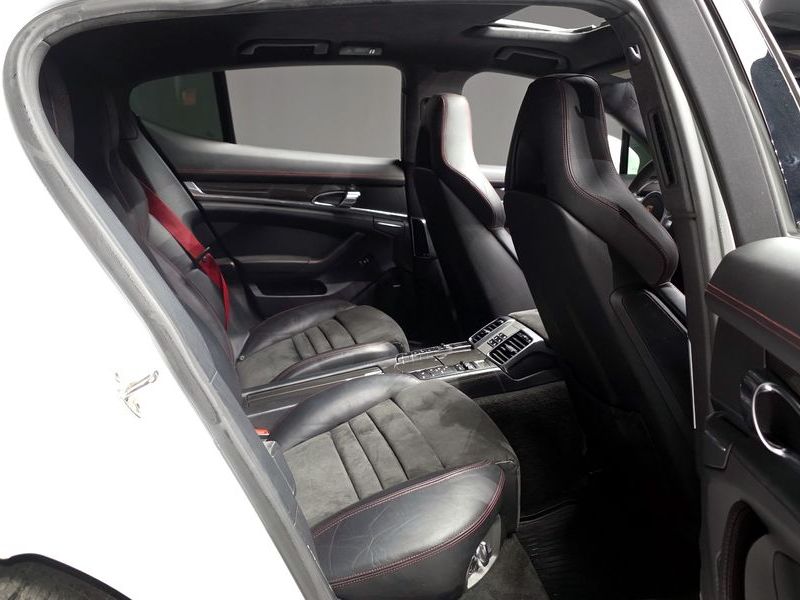 2013 Porsche Panamera 4.8 GTS 970 photo 12
