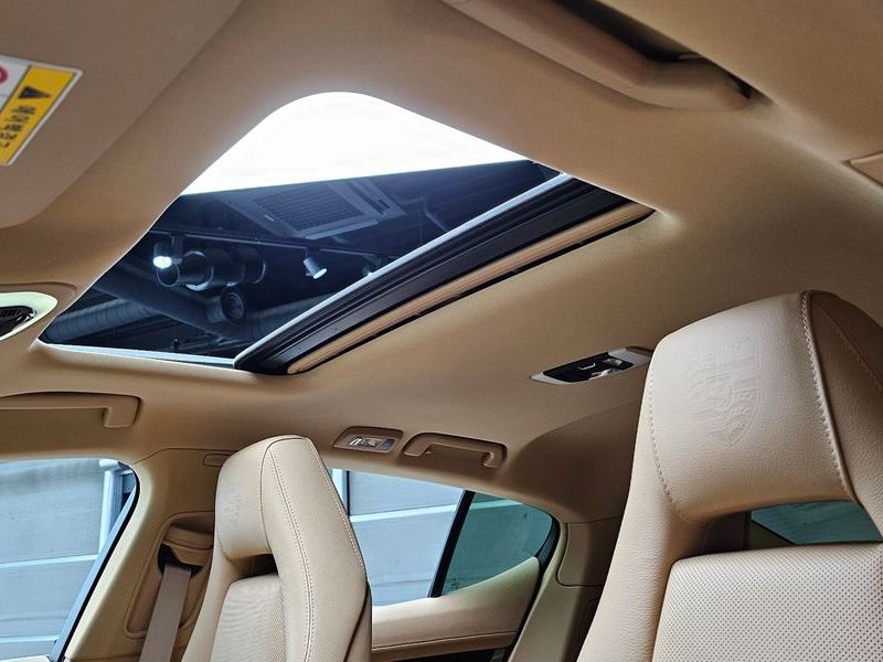 2016 Porsche Panamera 3.6 AWD Edition 970 photo 19