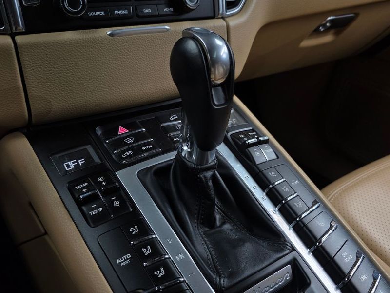 2017 Porsche Macan 3.0 S Diesel 95B photo 9