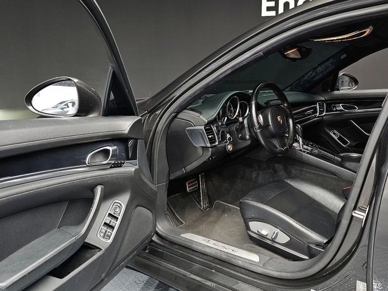 2012 Porsche Panamera 3.0 Diesel 970 photo 11