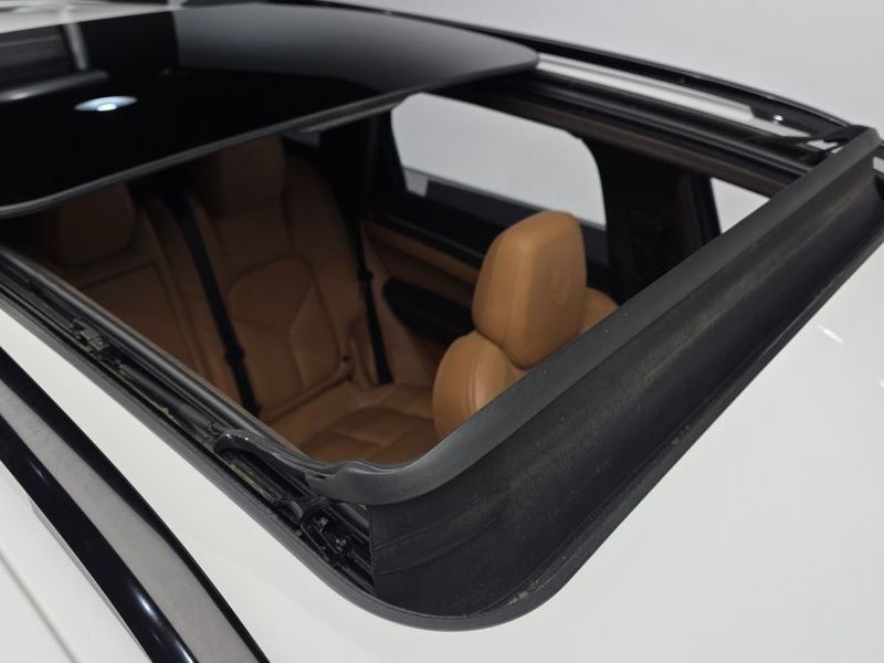 2013 Porsche Cayenne 4.8 GTS 958 photo 19