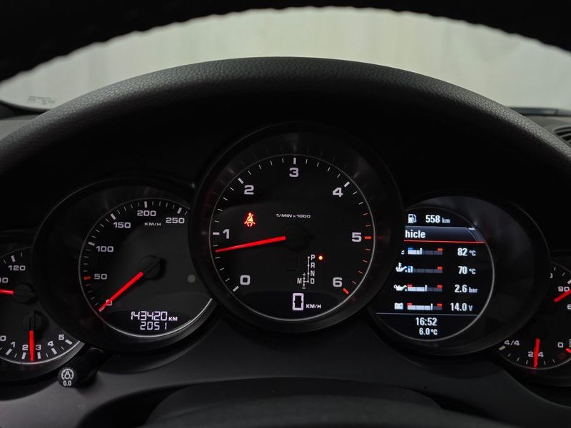 2014 Porsche Cayenne 3.0 Diesel Platium Edition 958 photo 8