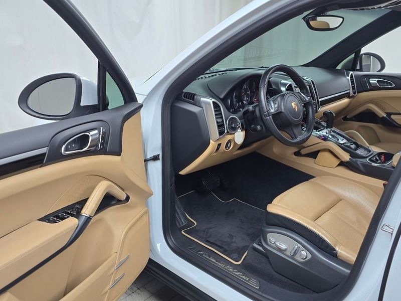 2014 Porsche Cayenne 3.0 Diesel Platium Edition 958 photo 10