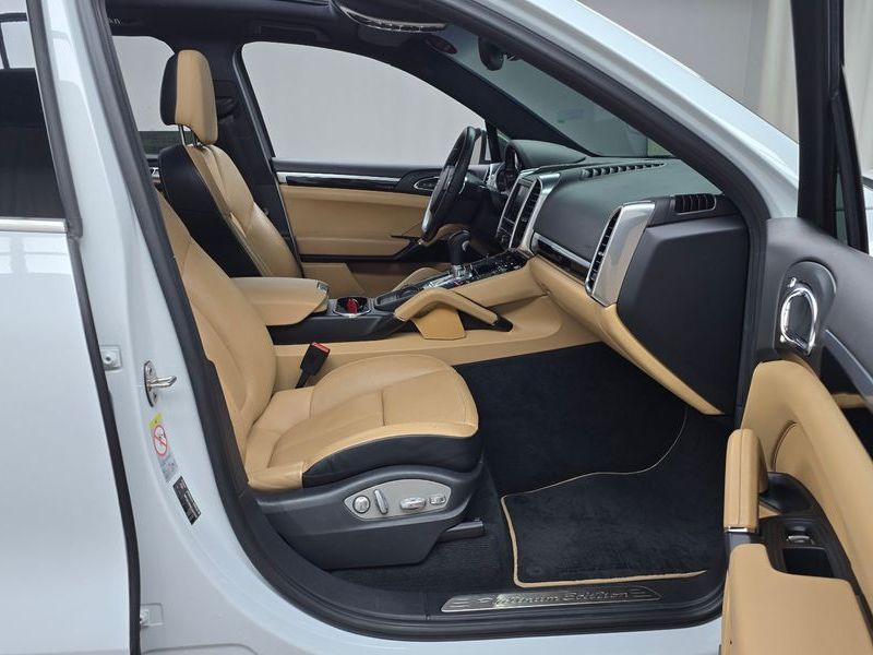 2014 Porsche Cayenne 3.0 Diesel Platium Edition 958 photo 11