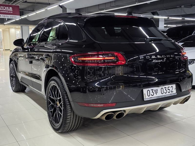 2017 Porsche Macan 3.0 S Diesel 95B photo 7